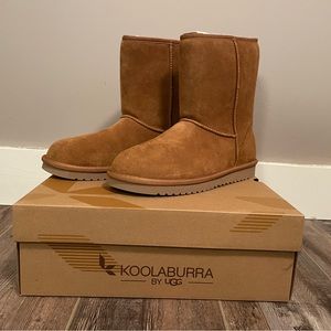 UGG KOOLABURRA Chestnut Boots Size 9